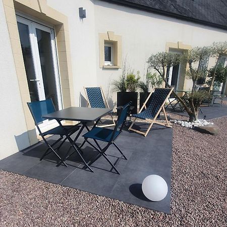 Bed and Breakfast Le Coup De Foudre Le Molay-Littry Exterior foto